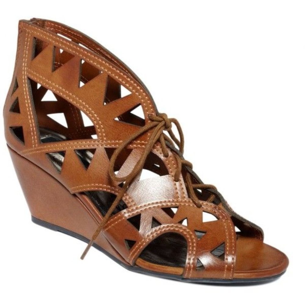 Material Girl wedge
